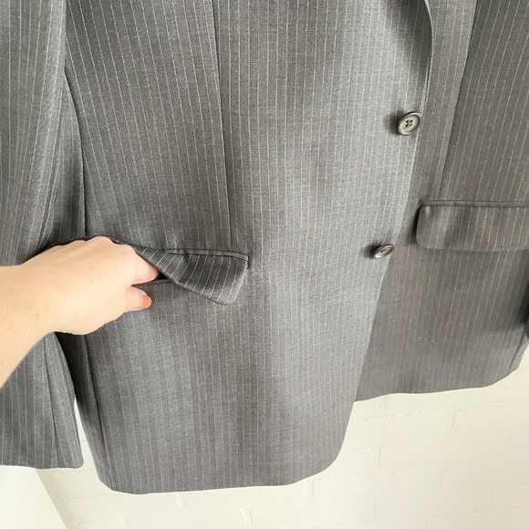Lauren Ralph Lauren Men’s Blazer Formal Gray Pinstripe Single breast Sz 46R - Picture 3 of 14